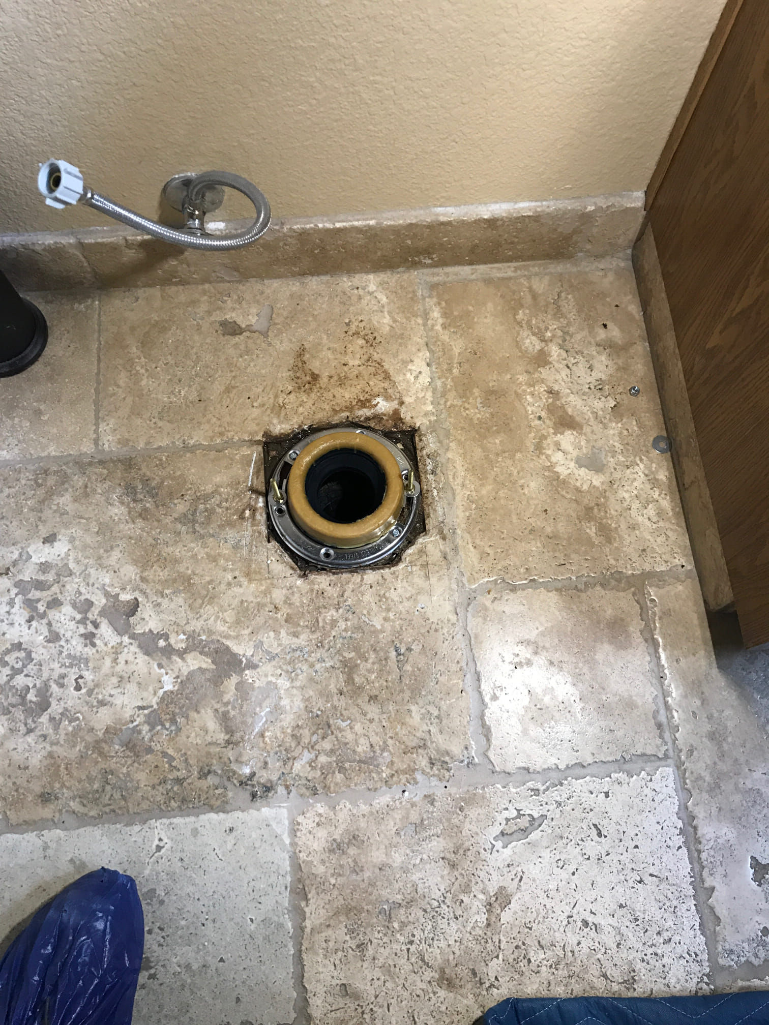 Leaking Toilet in Stockton, CA